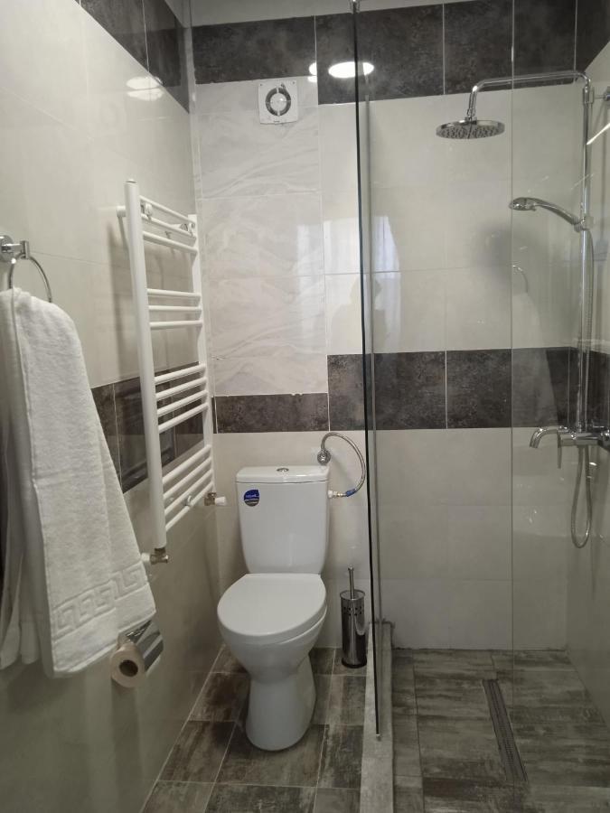 بوخارست Hotel Marina Srl المظهر الخارجي الصورة