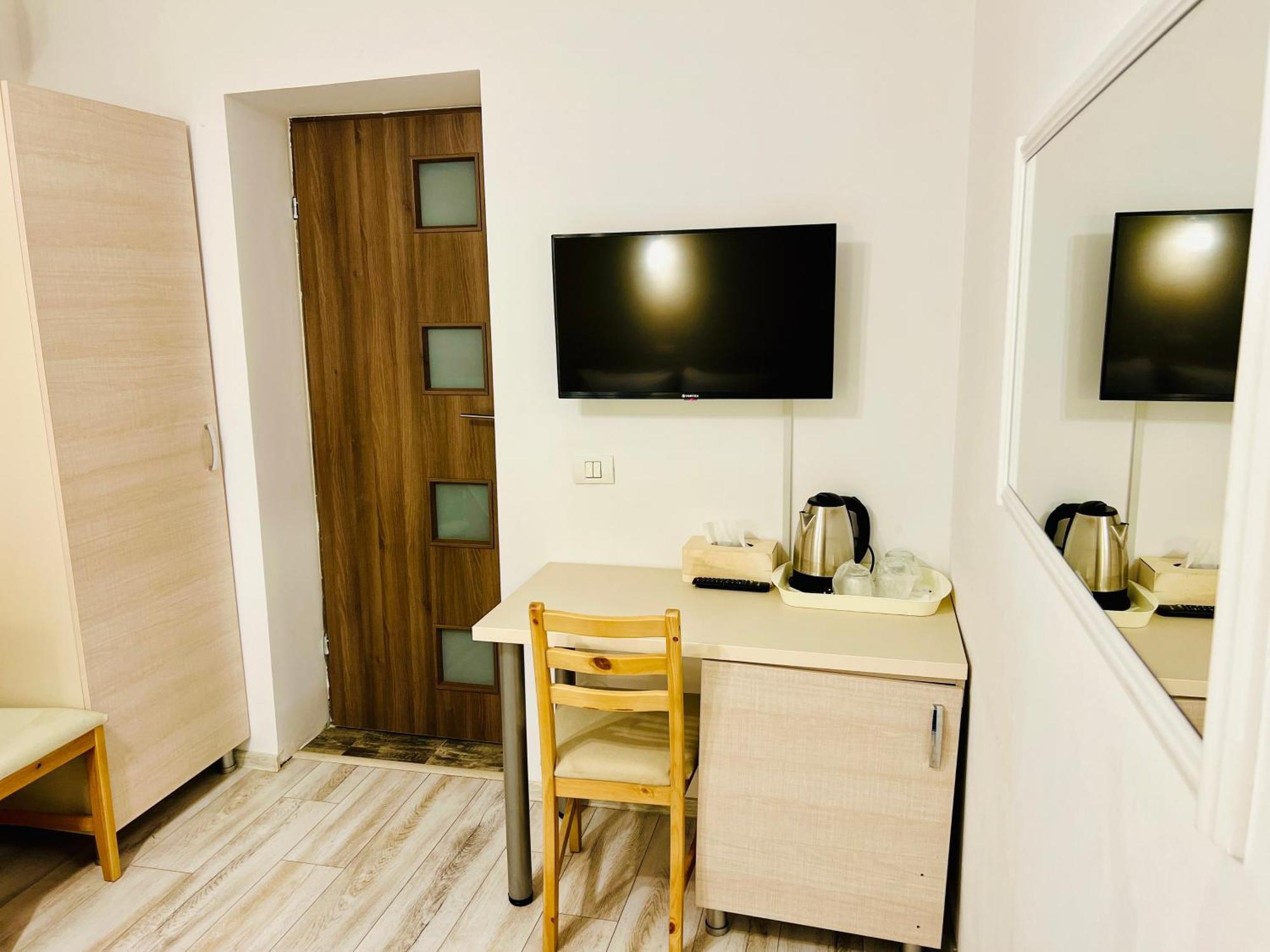 بوخارست Hotel Marina Srl المظهر الخارجي الصورة
